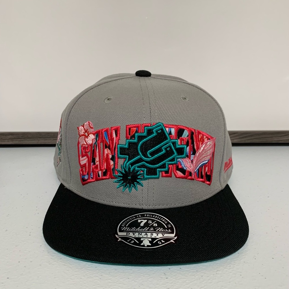 Mitchell & Ness San Antonio Spurs HWC Fitted Hat/Cap-Size 7 5/8 NWT